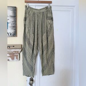 ❌SOLD❌Free People Olive Green Patterned Harlem Pants